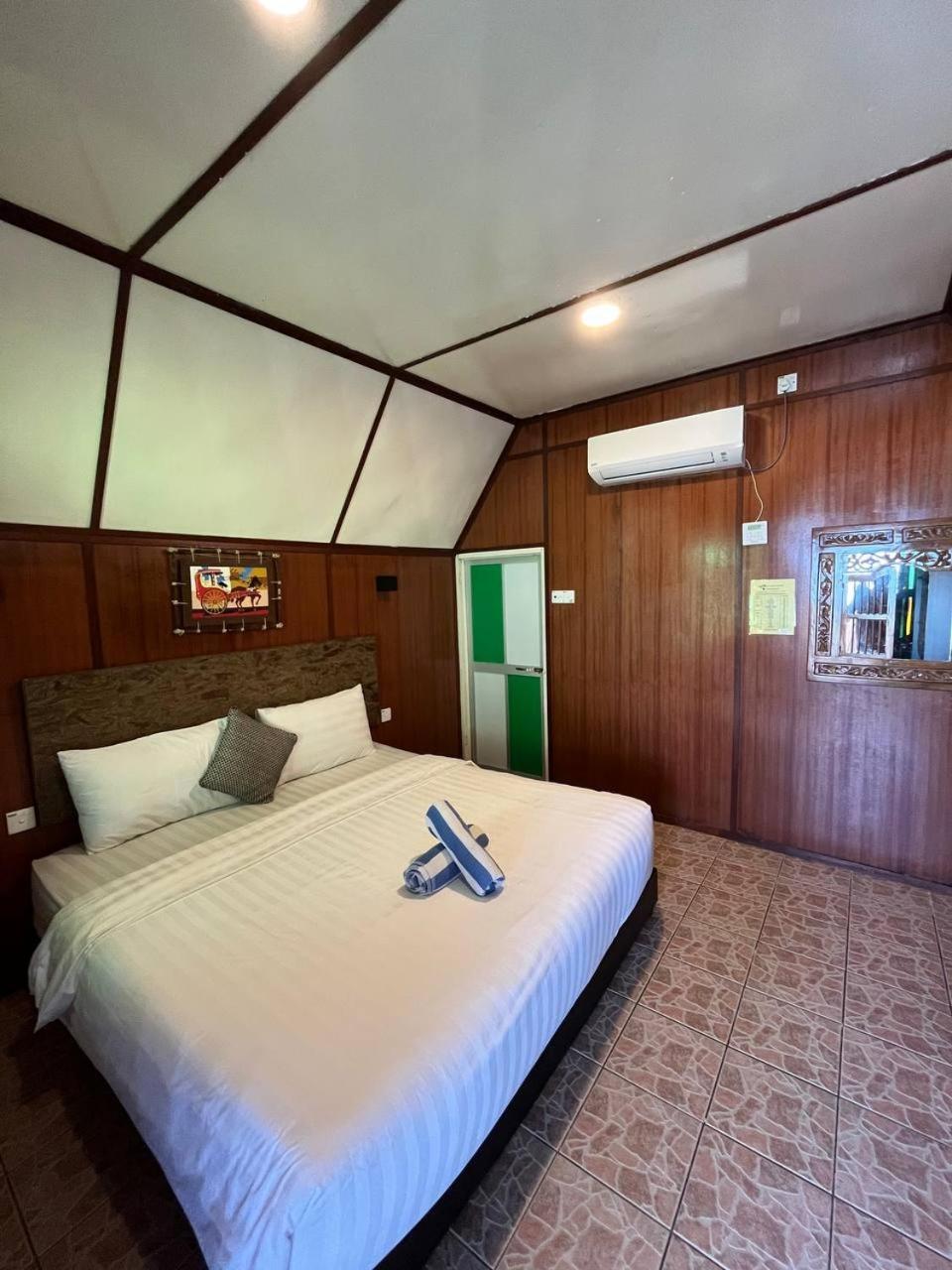 Sandy Beach Resort By Casa Loma Pantai Cenang  Exteriör bild
