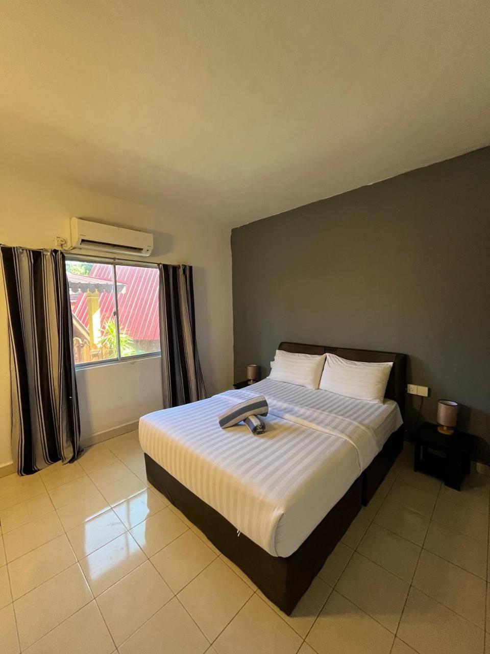 Sandy Beach Resort By Casa Loma Pantai Cenang  Exteriör bild